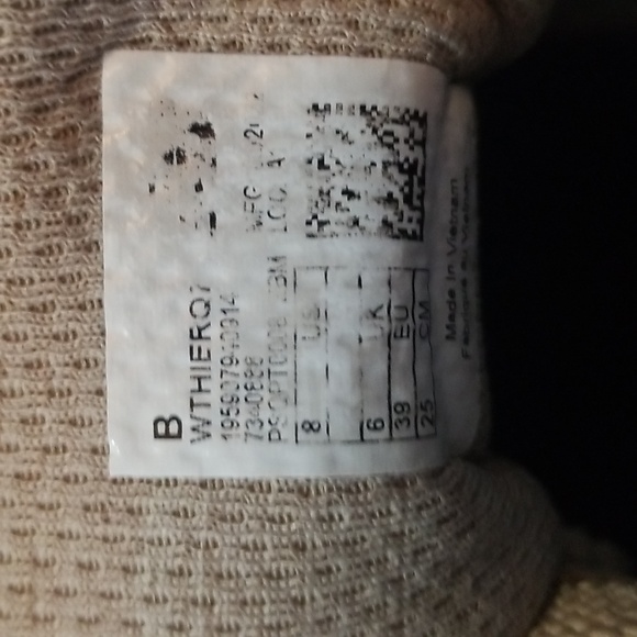 New Balance Trail Running Sneakers - Picture 8 of 11